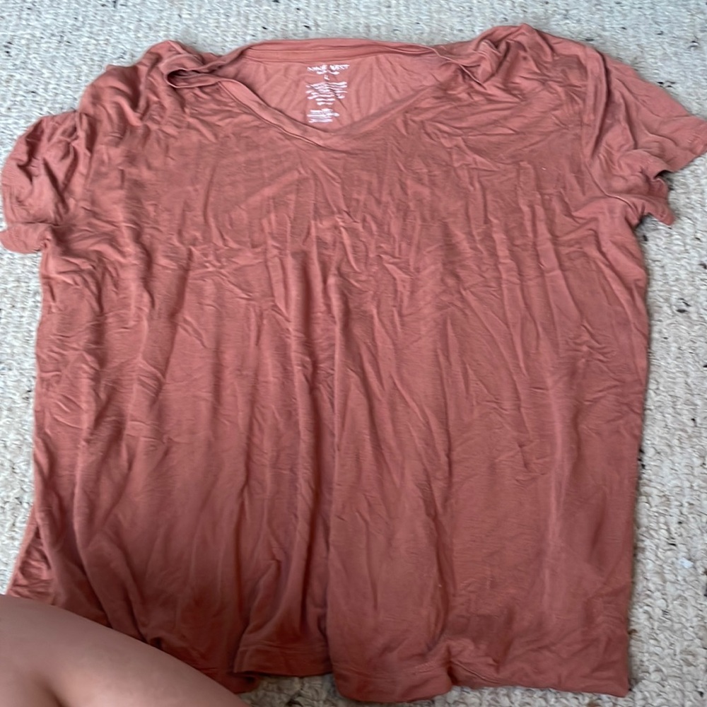 nine west t shirt